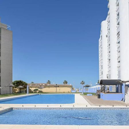 Valdelagrana: primera línea de playa. El Puerto de Santa María Exterior foto